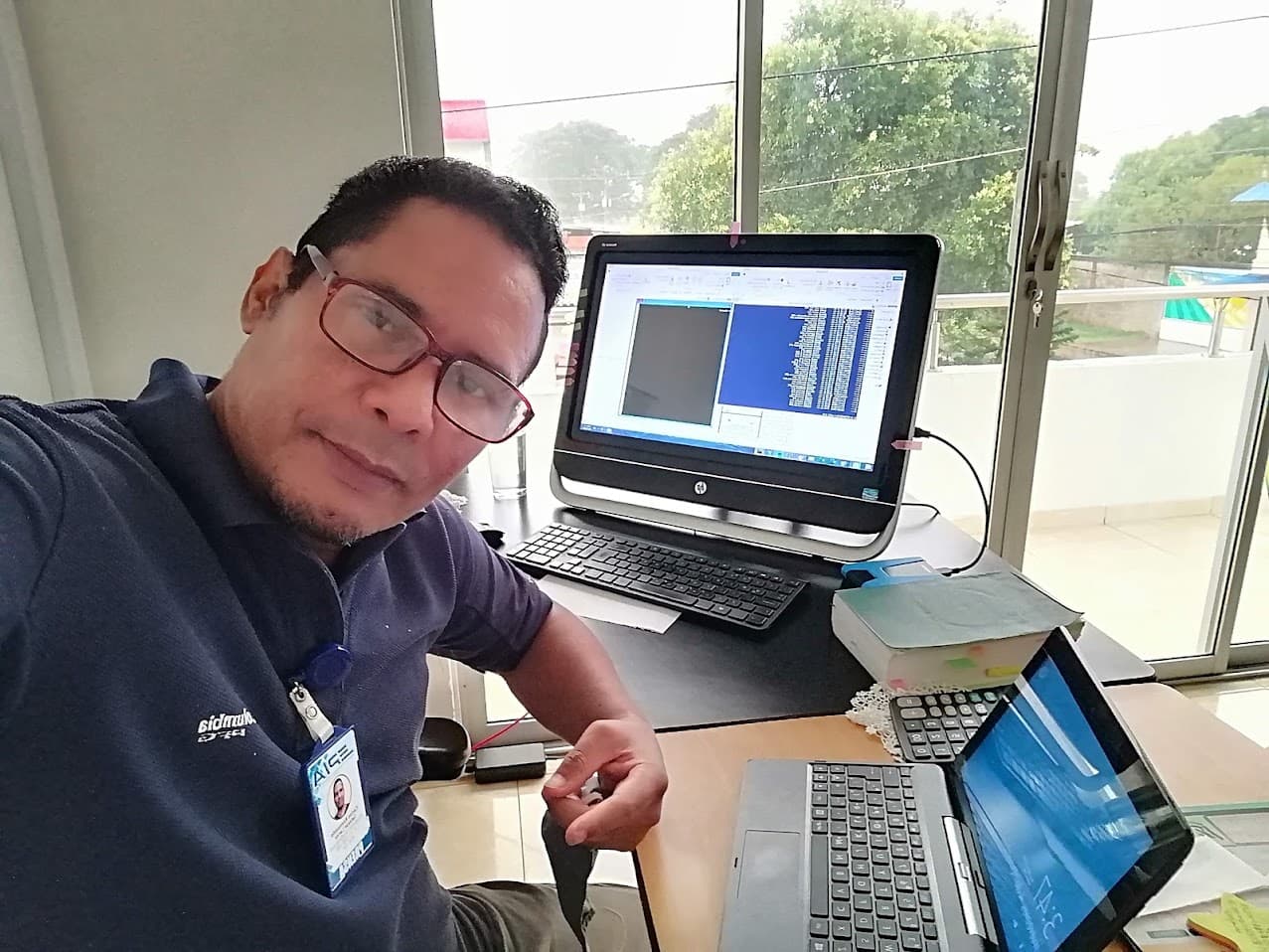Carlos Salazar.